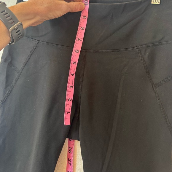 ATHLETA Reflective Running Capris - Picture 6 of 10